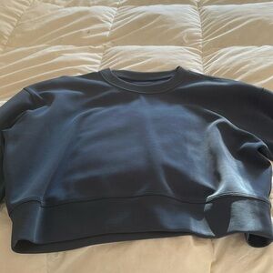 Lululemon cropped crew neck size 8